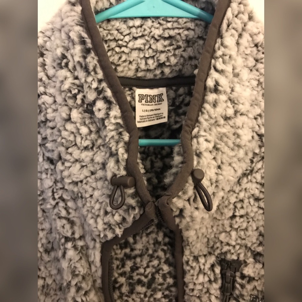Victoria’s Secret PINK Sherpa - Picture 4 of 7